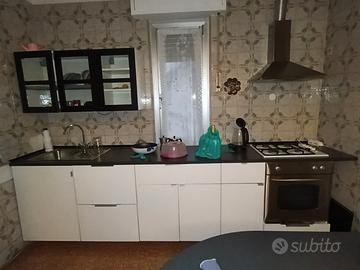 cucina lineare Ikea 
