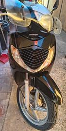sh 150 2006 nero iniezione 