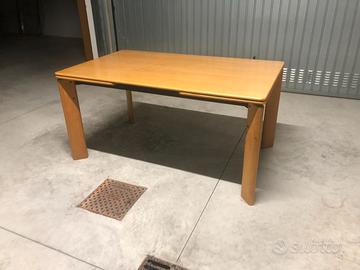 Tavolo rettangolare allungabile in legno