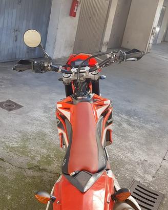 Beta 525