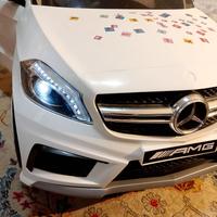 Auto elettrica per bambini