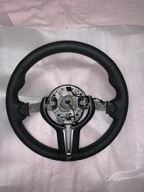 Volante M2 Competition F87