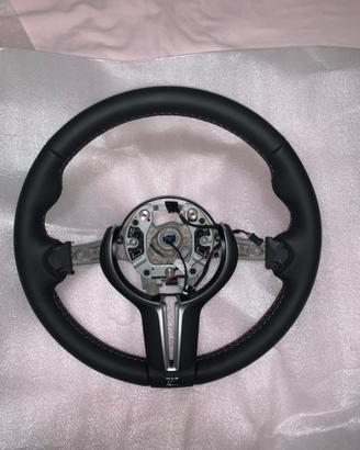 Volante M2 Competition F87