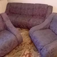 Divano e 2 poltrone