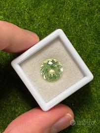 Peridoto verde 5.60 ct taglio Round certificato