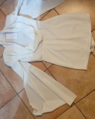 vestito a pantaloncino