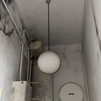 Lampadario a sospensione con globo in vetro vintag