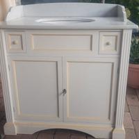 Mobile bagno con lavabo