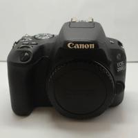 Canon EOS 200D Corpo Macchina - 2547 Scatti