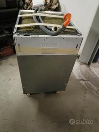 Lavastoviglie Ignis Today ADL 101 a scomparsa