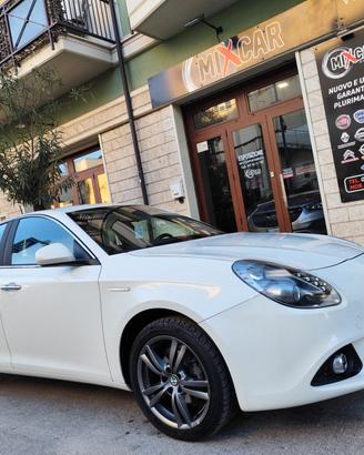 Alfa Romeo Giulietta 1.6 JTDm-2 105CV Distinctive