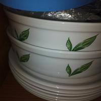 Pirofile in ceramica e grandi piatti tipo pizza 