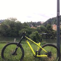Commencal meta ht 27,5 front enduro