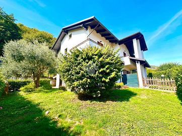 VILLA A SCHIERA A CAFASSE