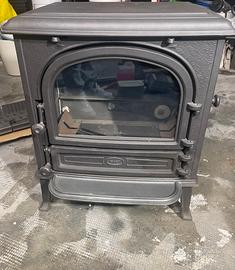 Stufa a legna Saey 92  !!!!!MAI ACCESA!!!!!!