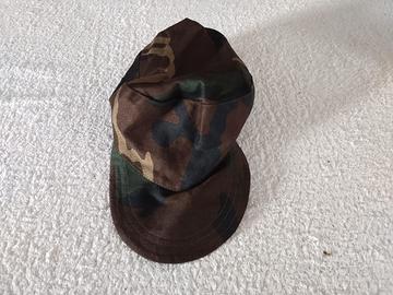 Cappellino militare mimetico