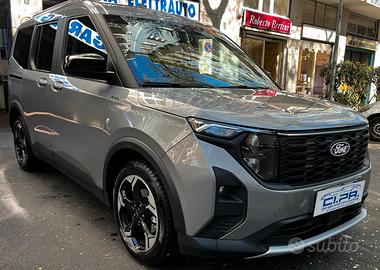 Ford Tourneo Courier 1.0 EcoBoost Titanium