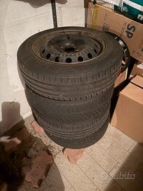 Gomme R15 con cerchio in ferro