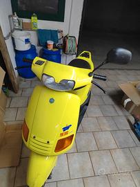 piaggio zip