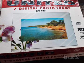 cornice foto elettronica porta ritratto NUOVA