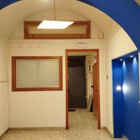Casa indipendente tre livelli + bottega o garage