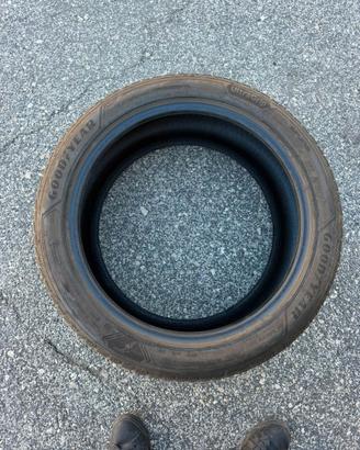 4 Gomme Invernali Goodyear 255/45 R20 105V XL