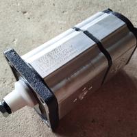 Pompa idraulica doppia 