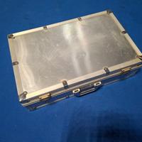 valigia rigida in alluminio