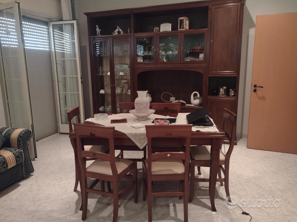 Soggiorno Sale Da Pranzo Classiche Usate Sala Da Pranzo Mobili - Main Image