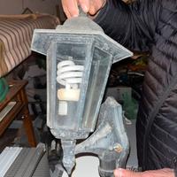 Applique da esterno IP44 con lampadine a risp.ener