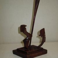Soprammobile in legno