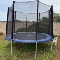 Si vende trampolino per bambini e non solo