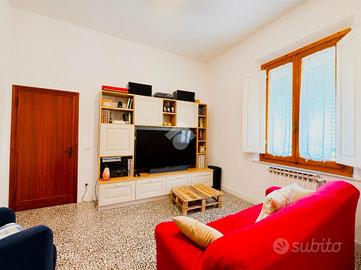 CASA INDIPENDENTE A CAPRAIA E LIMITE