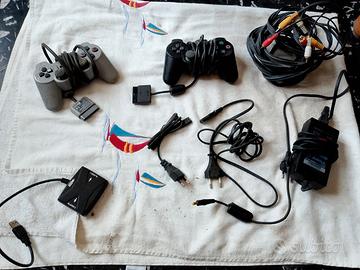 UN PÓ DI TUTTO. CONTROLLER PIÙ CAVI ECC....