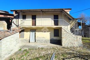 CASA INDIPENDENTE A SAN SEBASTIANO CURONE