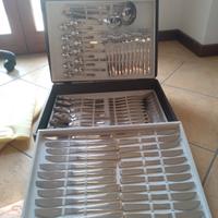 posate 75 pz in acciaio inox e impiego di oro