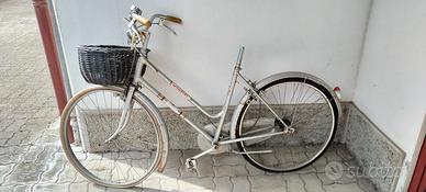 DUE BICICLETTE ANNI 70/80