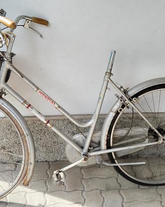 DUE BICICLETTE ANNI 70/80