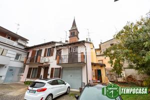 2 LOCALI DUPLEX CON GIARDINO