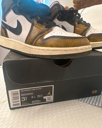 Air Jordan  1 mid
