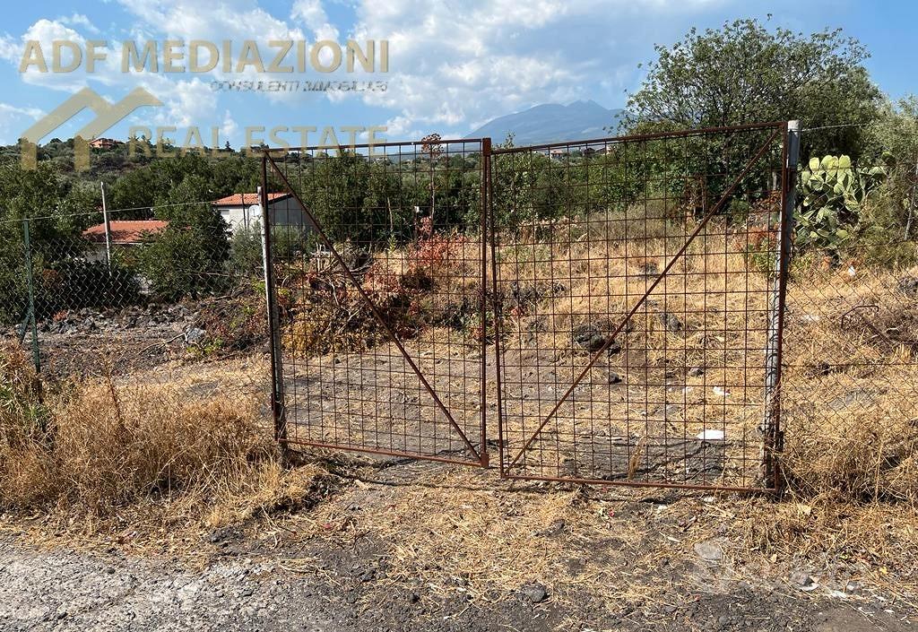 Terreno Recintato Ragalna Bassa - Vista 2