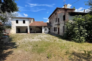 RUSTICO A BASSANO DEL GRAPPA