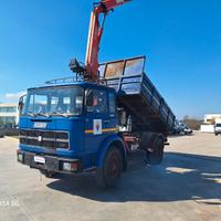 Fiat 160 RIBALTABILE E GRU FASSI DEL 2002
