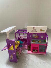 Chiosco su ruote di barbie