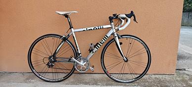 Cinelli Aliante Bici da Corsa – Carbonio/Alluminio