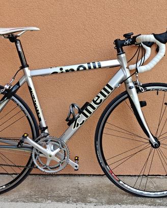 Cinelli Aliante Bici da Corsa – Carbonio/Alluminio