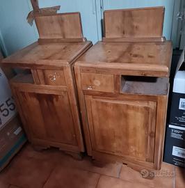 coppia di comodini art deco'