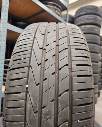 235 50 R 19 99v Hankook Ventus S1 Evo ² Audi Q3  S