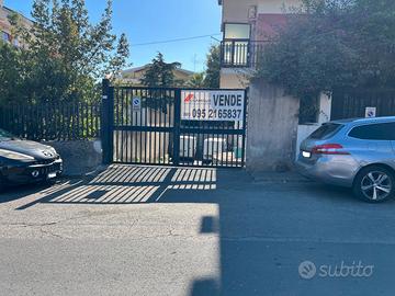 Deposito con uffici - Sant'Agata li Battiati