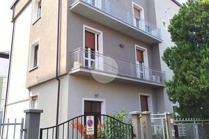 4 LOCALI A PARMA